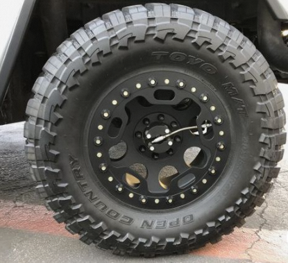 Bulletproof tires? Explore the realities of puncture-resistant tires for cars. Learn about run-flat technology, different tire types, and find solutions for secure driving.