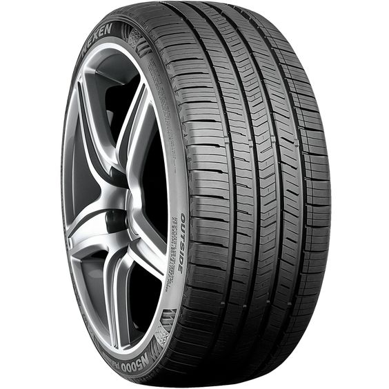 Change Tires: Signs & Mileage for Safe Driving