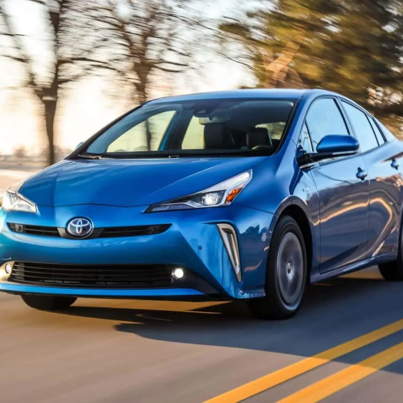 fuel-efficient hybrid vehicles for long commutes