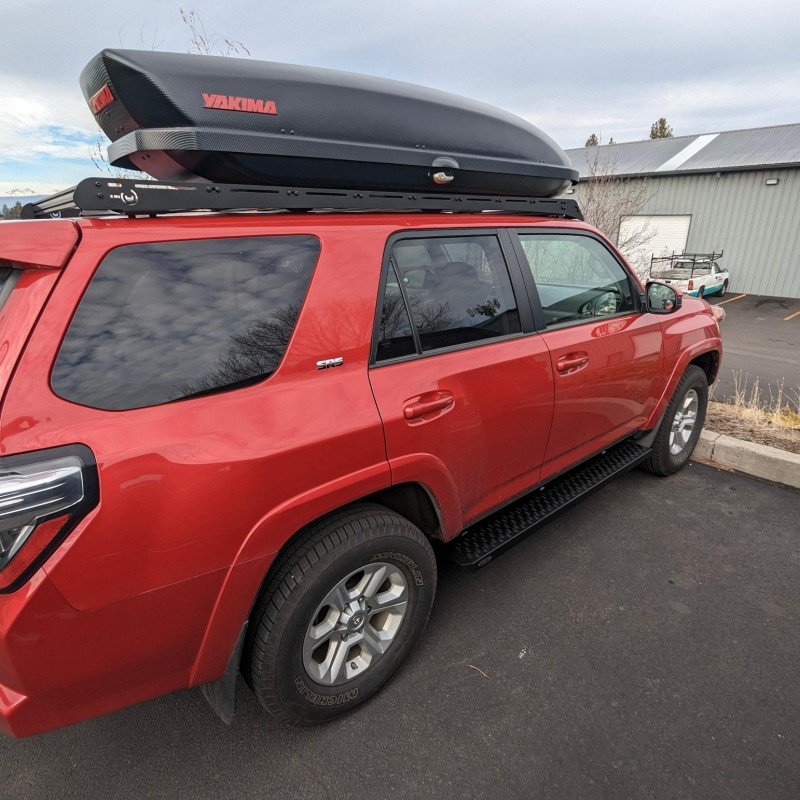 roof cargo boxes for road trips