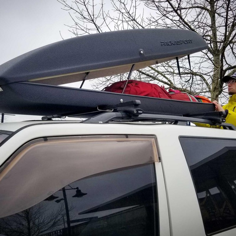 roof cargo boxes for road trips